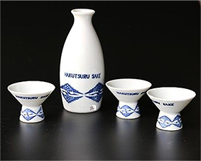 Cốc uống rượu sake Hakutsuru