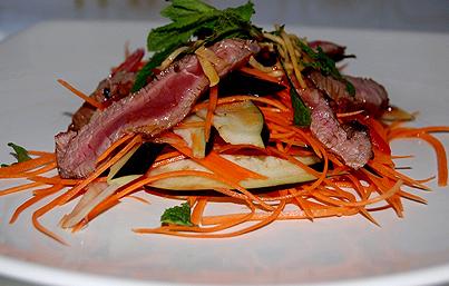 Salad cà tím thịt bò 