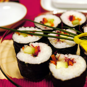 Cơm cuốn Sushi